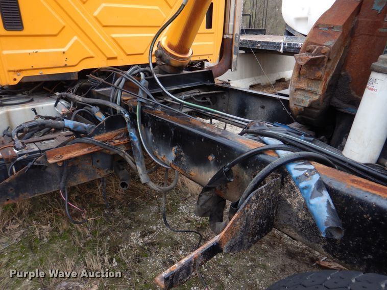 image for item DM7277 2006 International 7500  truck cab and chassis