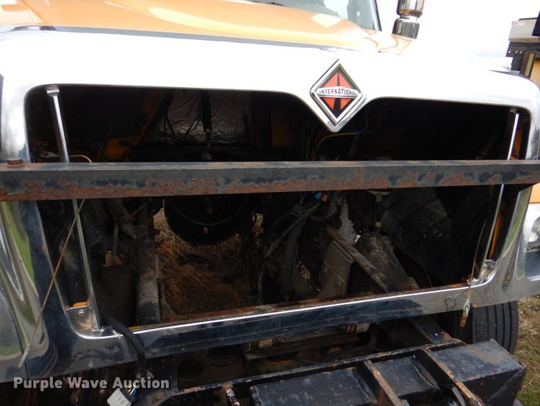 image for item DM7277 2006 International 7500  truck cab and chassis