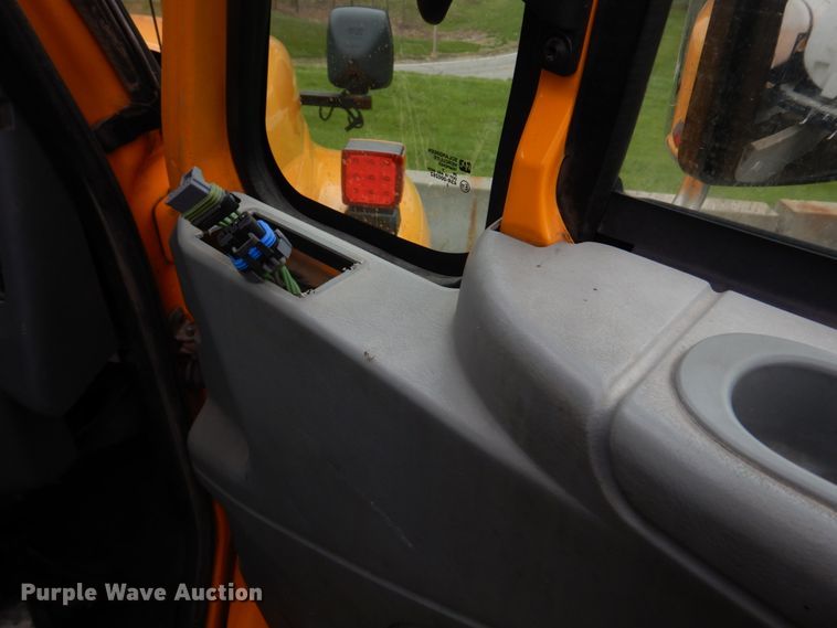 image for item DM7277 2006 International 7500  truck cab and chassis