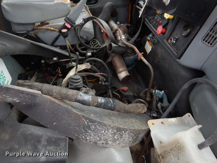 image for item DM7277 2006 International 7500  truck cab and chassis