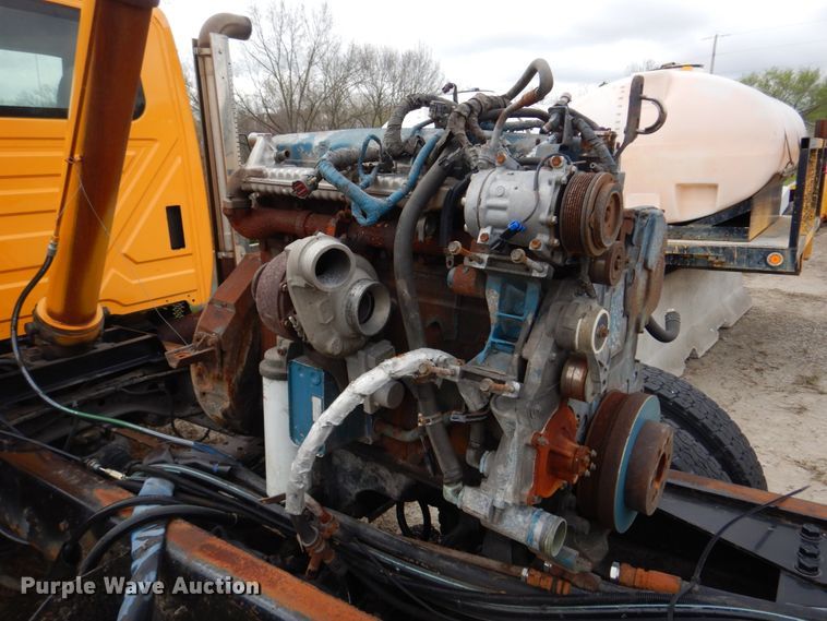 image for item DM7277 2006 International 7500  truck cab and chassis