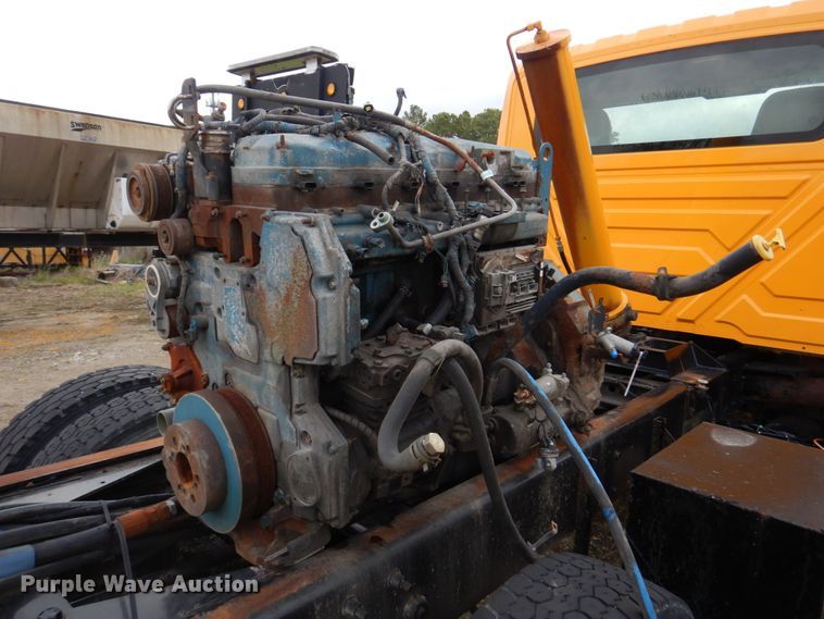 image for item DM7277 2006 International 7500  truck cab and chassis