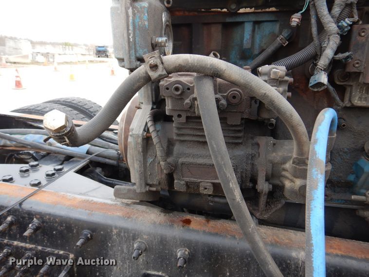 image for item DM7277 2006 International 7500  truck cab and chassis