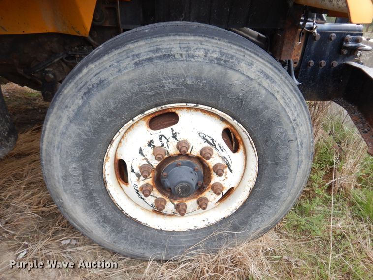 image for item DM7277 2006 International 7500  truck cab and chassis