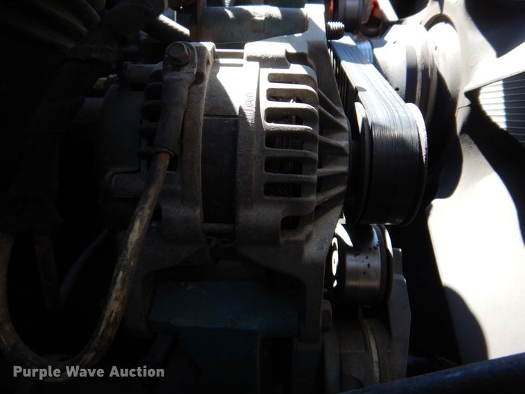 image for item DM7279 2004 International 7400  dump flatbed truck