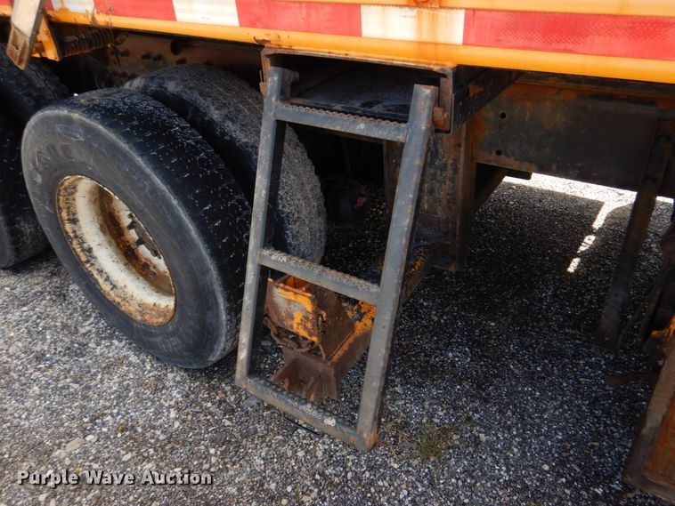 image for item DM7280 2006 International 7400  dump truck