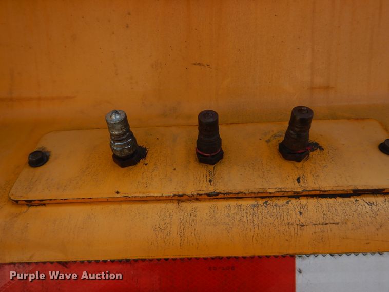 image for item DM7280 2006 International 7400  dump truck