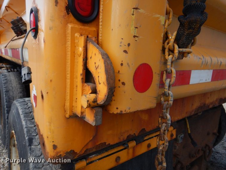 image for item DM7280 2006 International 7400  dump truck