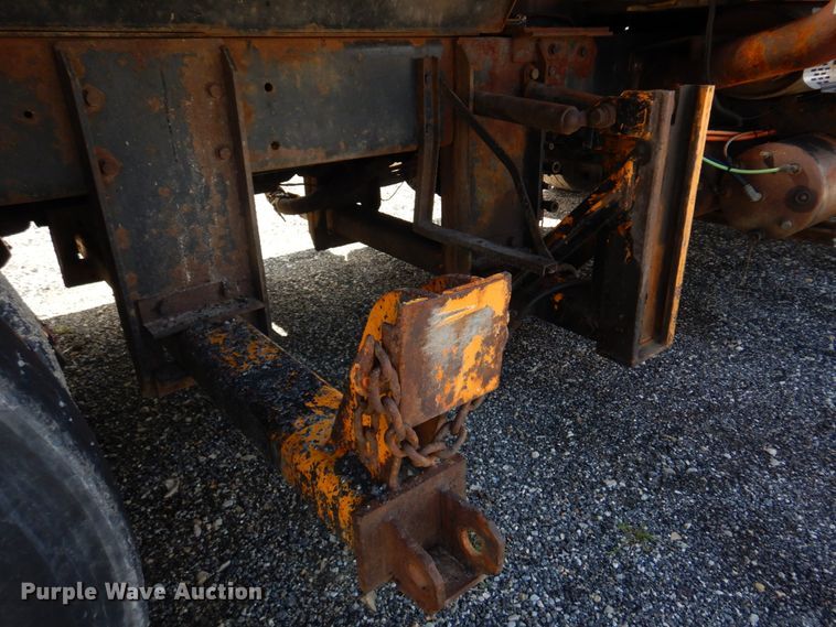 image for item DM7280 2006 International 7400  dump truck