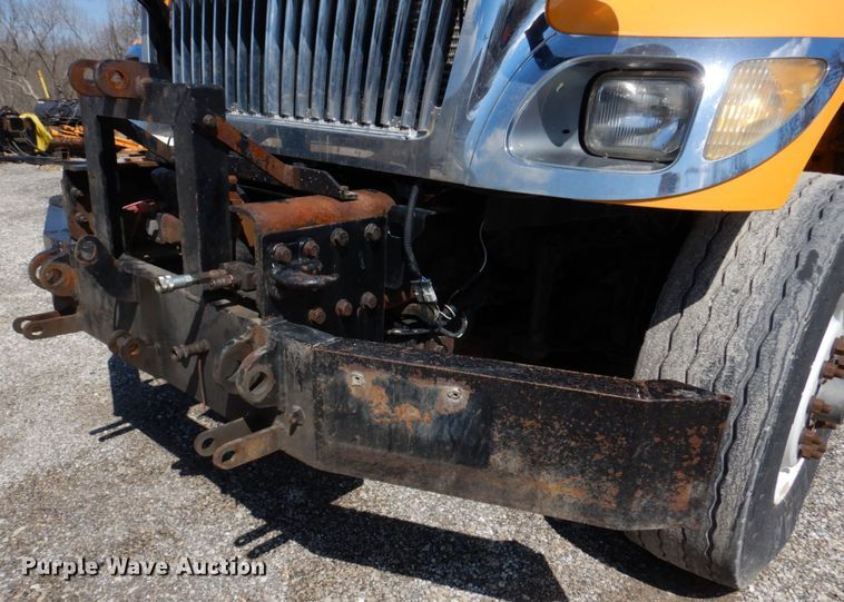 image for item DM7280 2006 International 7400  dump truck