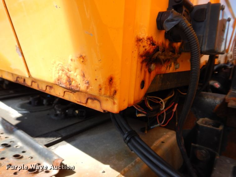 image for item DM7280 2006 International 7400  dump truck