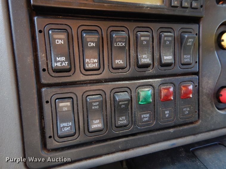 image for item DM7280 2006 International 7400  dump truck