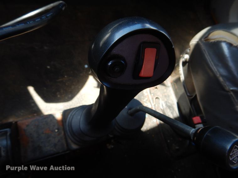 image for item DM7280 2006 International 7400  dump truck