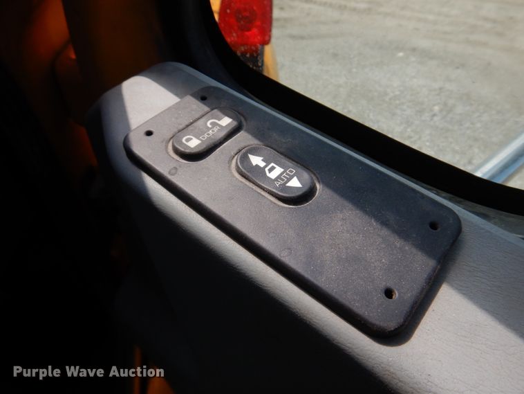 image for item DM7280 2006 International 7400  dump truck