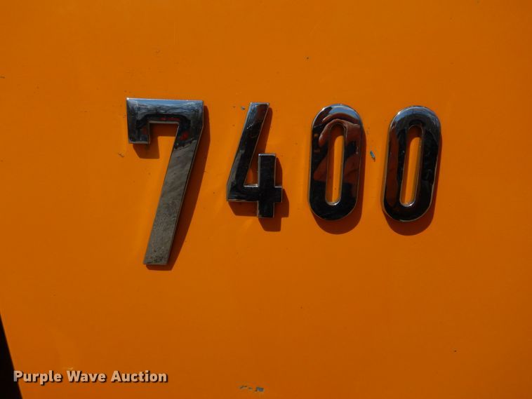 image for item DM7280 2006 International 7400  dump truck