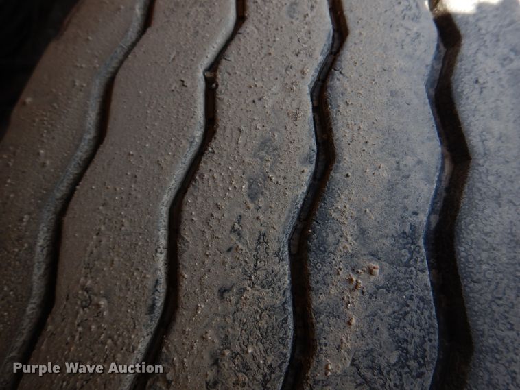 image for item DM7280 2006 International 7400  dump truck