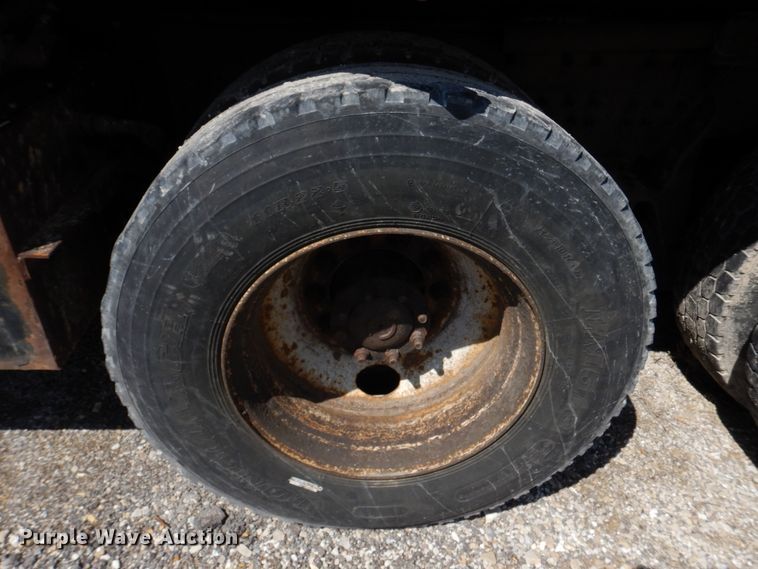 image for item DM7280 2006 International 7400  dump truck