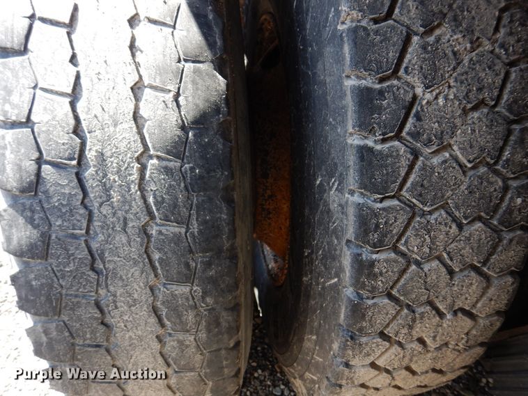 image for item DM7280 2006 International 7400  dump truck