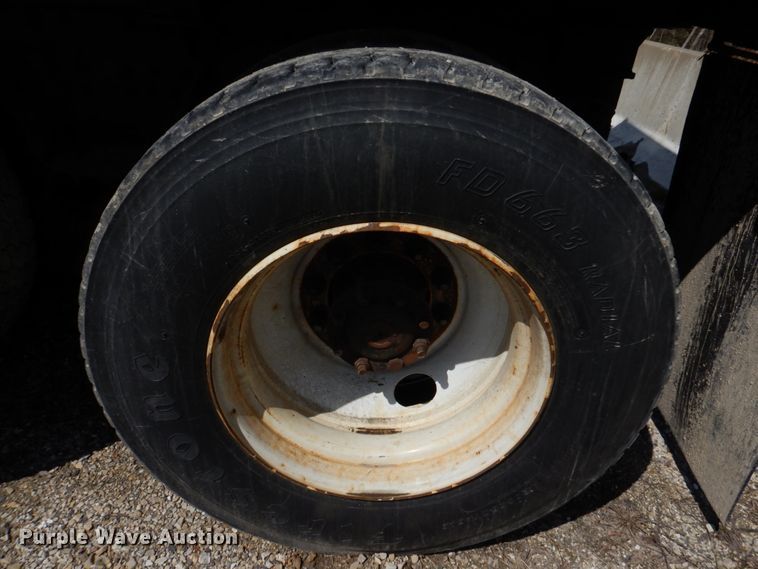 image for item DM7280 2006 International 7400  dump truck