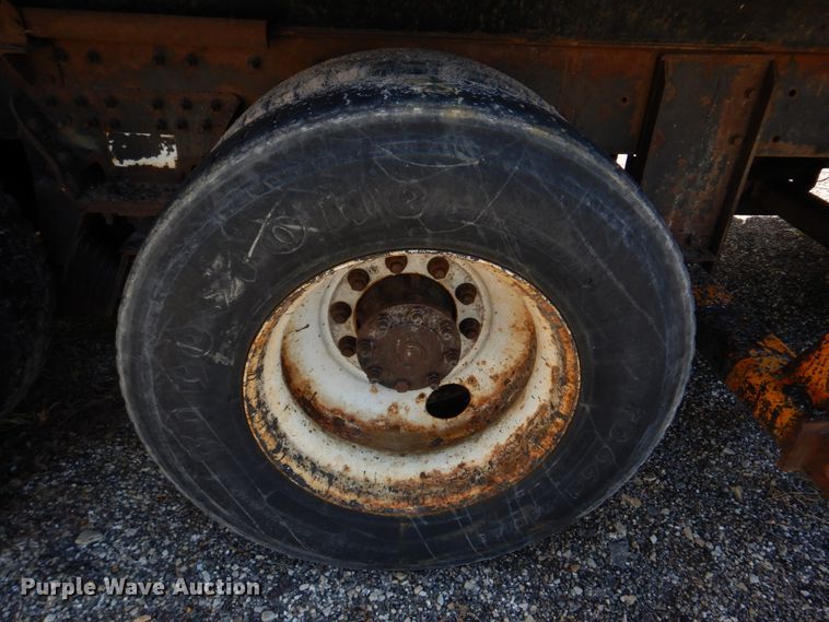 image for item DM7280 2006 International 7400  dump truck