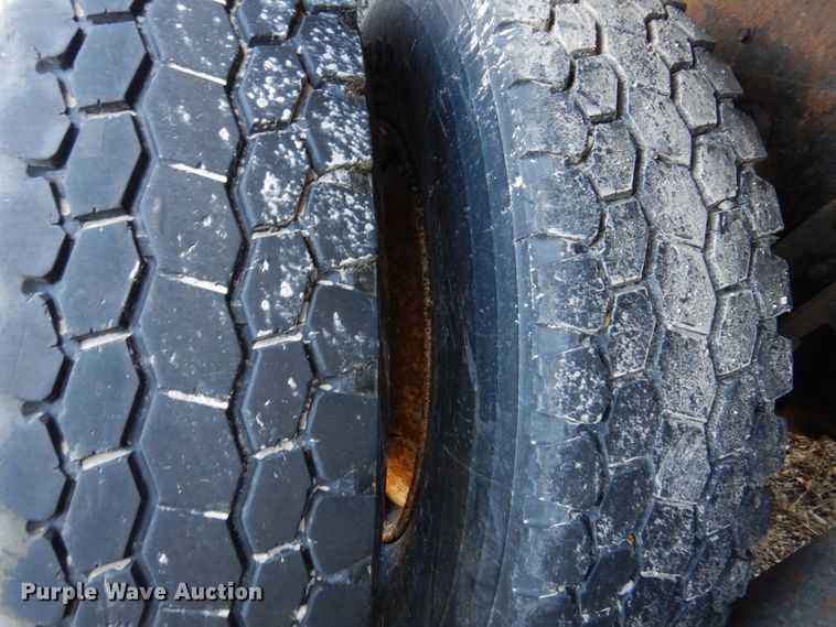 image for item DM7280 2006 International 7400  dump truck