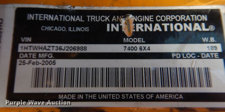 image for item DM7280 2006 International 7400  dump truck