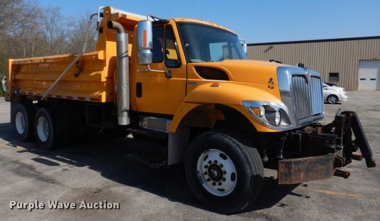 image for item DM7307 2009 International WorkStar 7500  dump truck