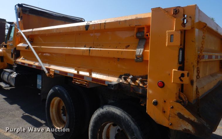 image for item DM7307 2009 International WorkStar 7500  dump truck