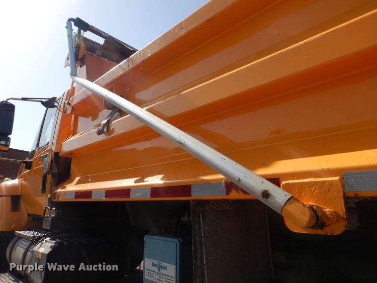 image for item DM7307 2009 International WorkStar 7500  dump truck