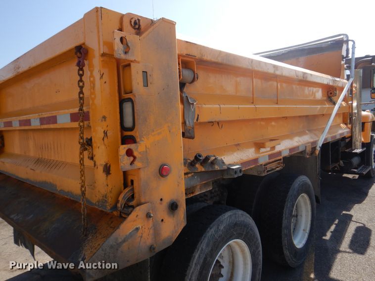 image for item DM7307 2009 International WorkStar 7500  dump truck