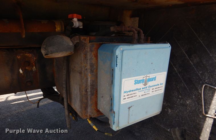 image for item DM7307 2009 International WorkStar 7500  dump truck