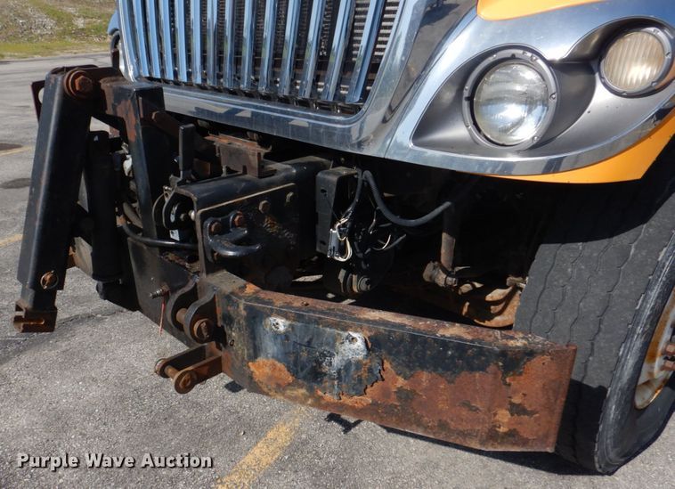 image for item DM7307 2009 International WorkStar 7500  dump truck