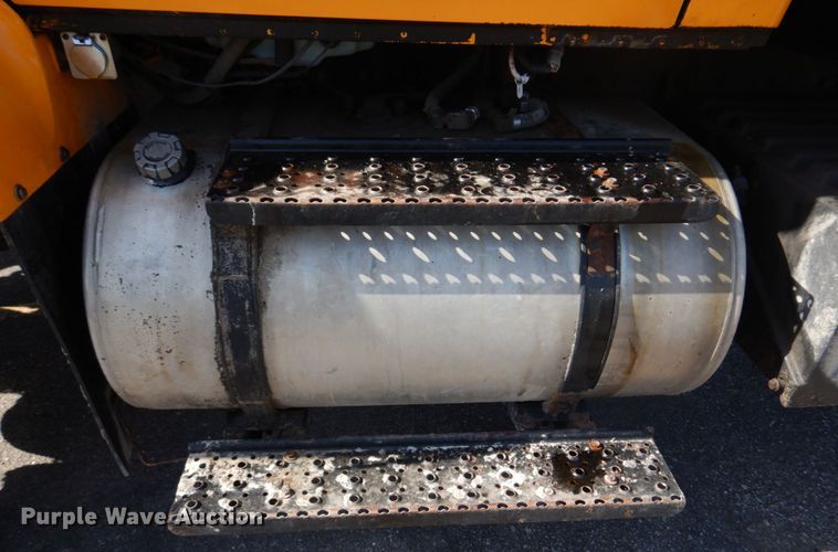 image for item DM7307 2009 International WorkStar 7500  dump truck