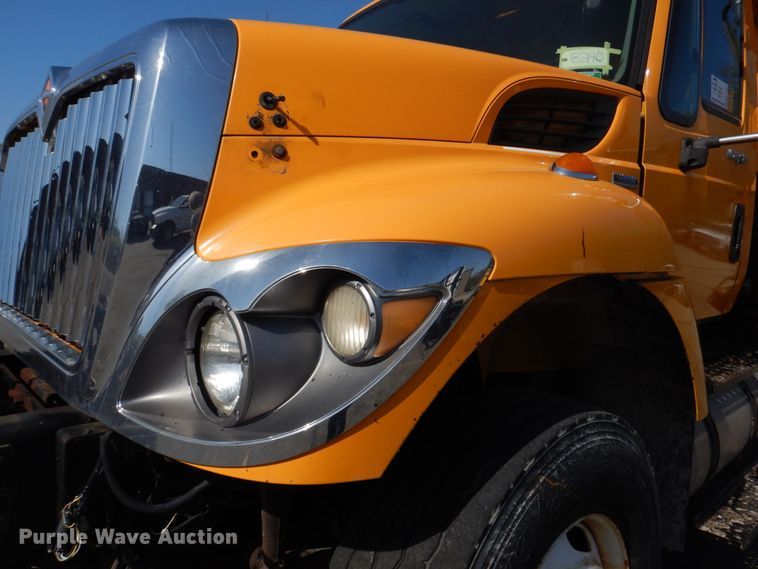 image for item DM7307 2009 International WorkStar 7500  dump truck