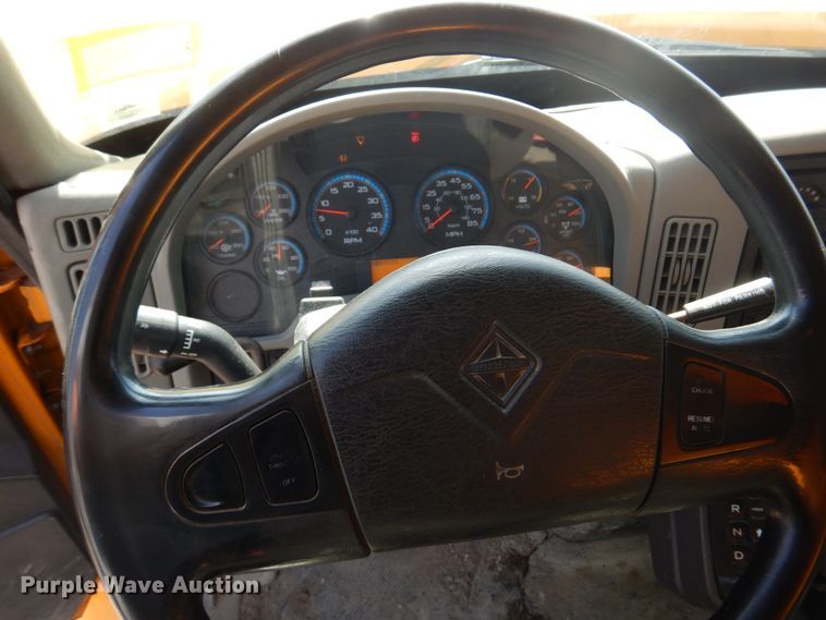 image for item DM7307 2009 International WorkStar 7500  dump truck