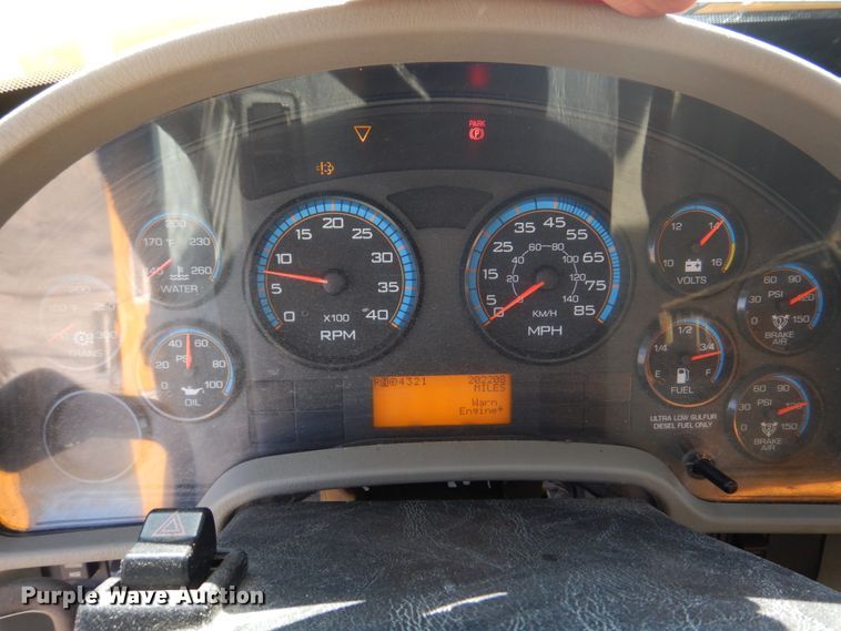 image for item DM7307 2009 International WorkStar 7500  dump truck