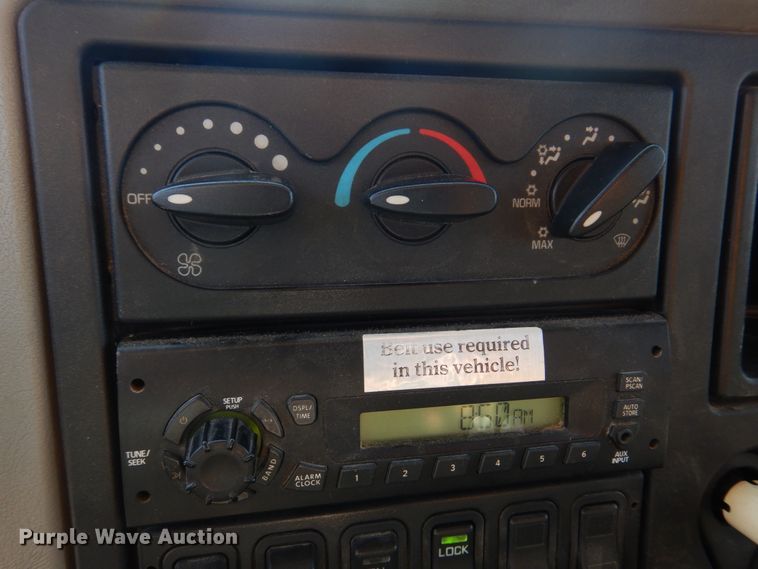 image for item DM7307 2009 International WorkStar 7500  dump truck