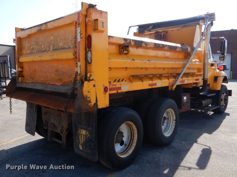 image for item DM7308 2006 International 7400  dump truck