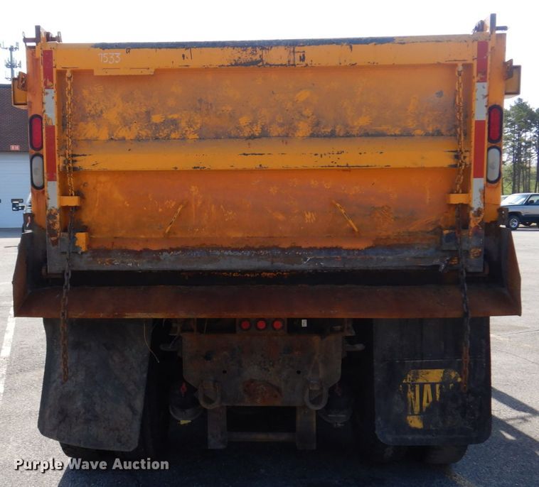 image for item DM7308 2006 International 7400  dump truck