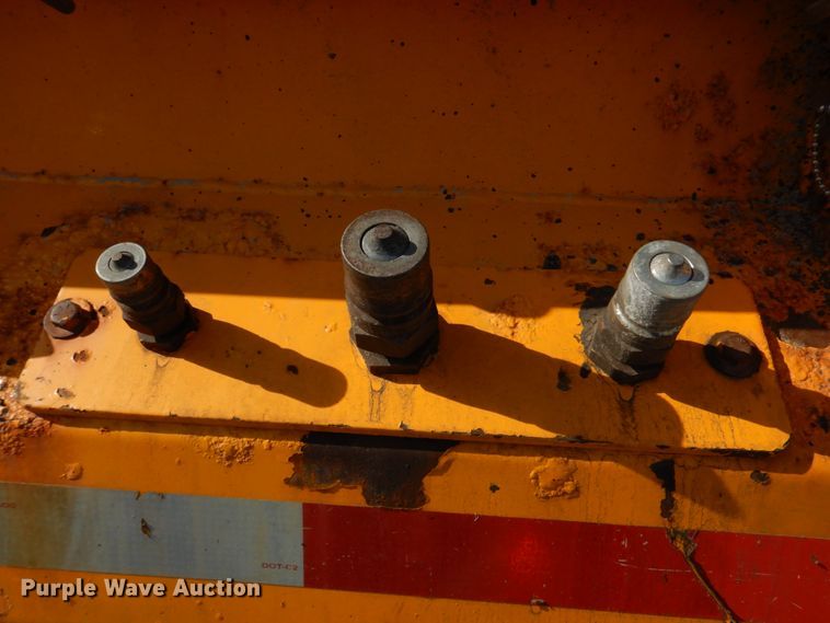 image for item DM7308 2006 International 7400  dump truck