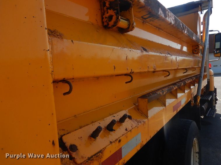 image for item DM7308 2006 International 7400  dump truck