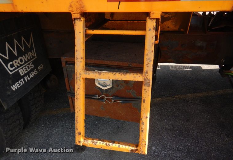 image for item DM7308 2006 International 7400  dump truck