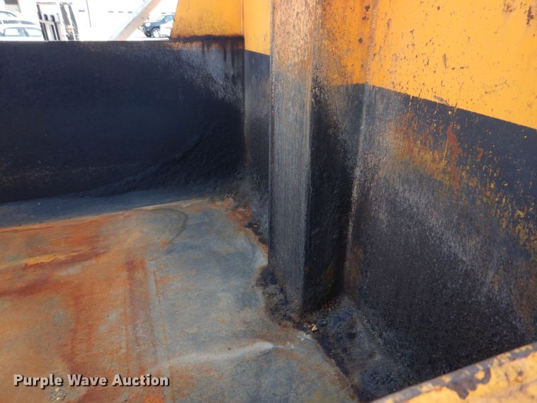 image for item DM7308 2006 International 7400  dump truck