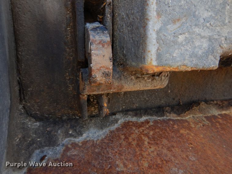 image for item DM7308 2006 International 7400  dump truck