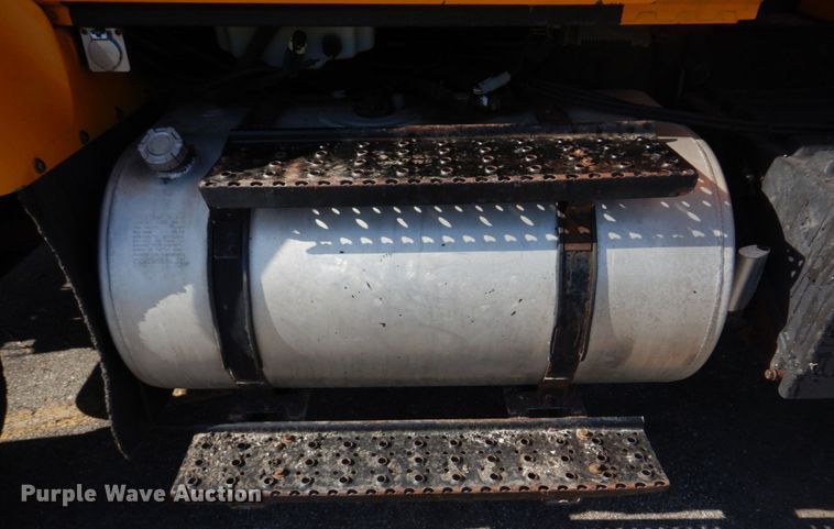 image for item DM7308 2006 International 7400  dump truck