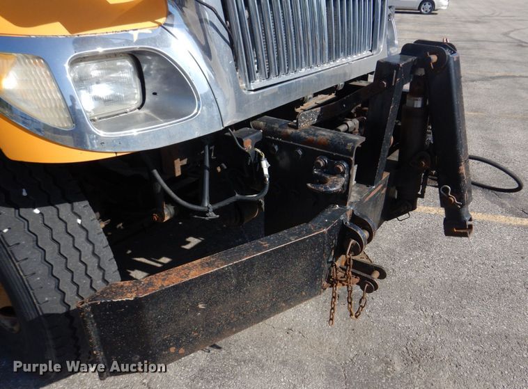 image for item DM7308 2006 International 7400  dump truck