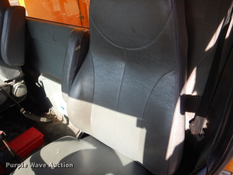 image for item DM7308 2006 International 7400  dump truck