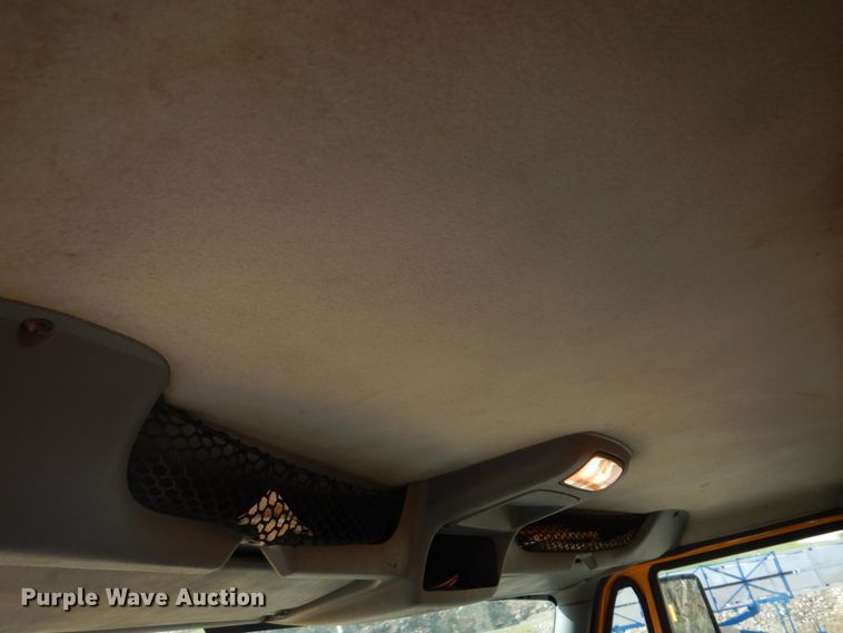 image for item DM7308 2006 International 7400  dump truck