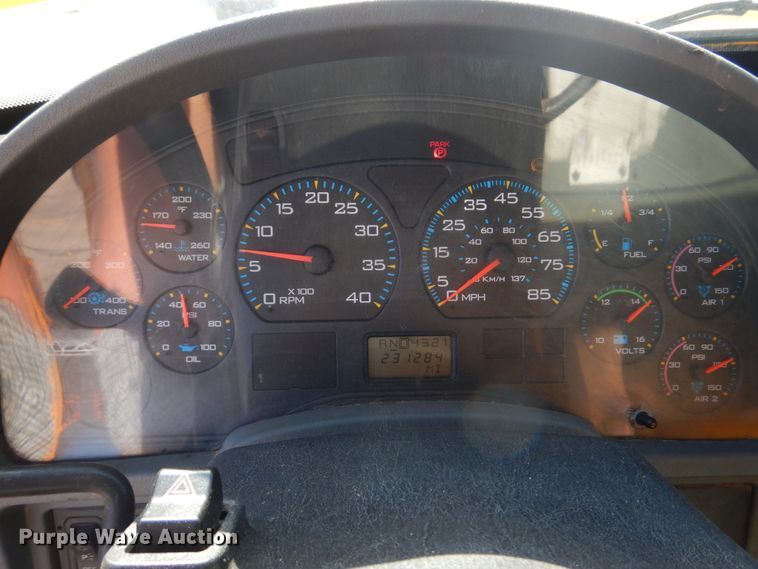 image for item DM7308 2006 International 7400  dump truck