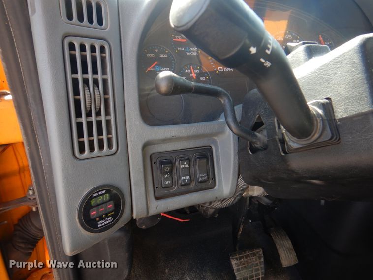 image for item DM7308 2006 International 7400  dump truck